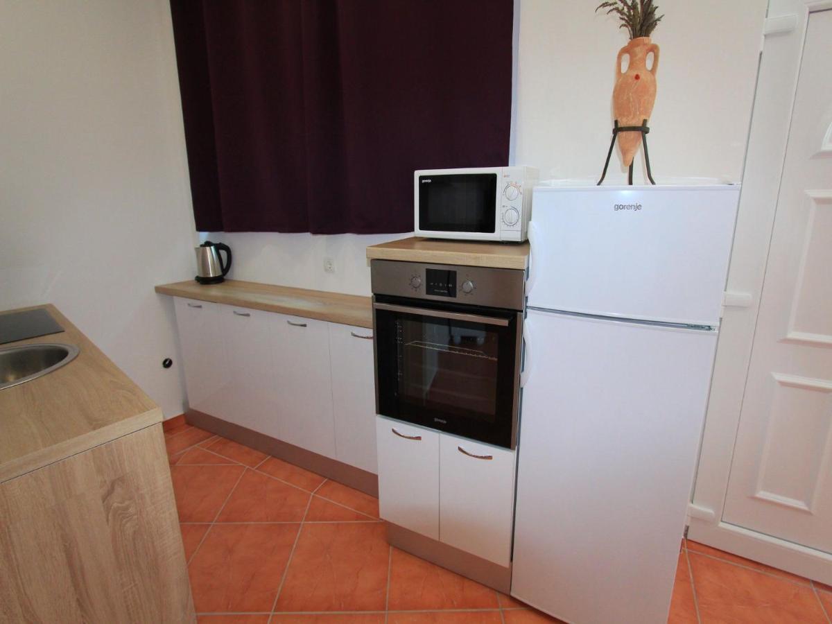 Apartments Nero Novi Vinodolski Ngoại thất bức ảnh