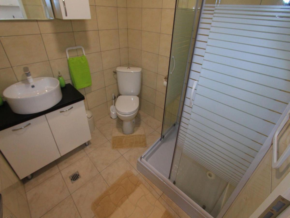 Apartments Nero Novi Vinodolski Ngoại thất bức ảnh