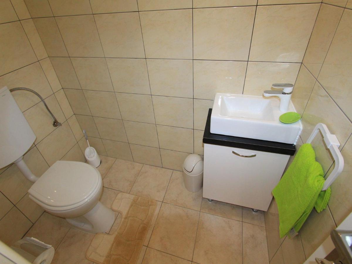 Apartments Nero Novi Vinodolski Ngoại thất bức ảnh