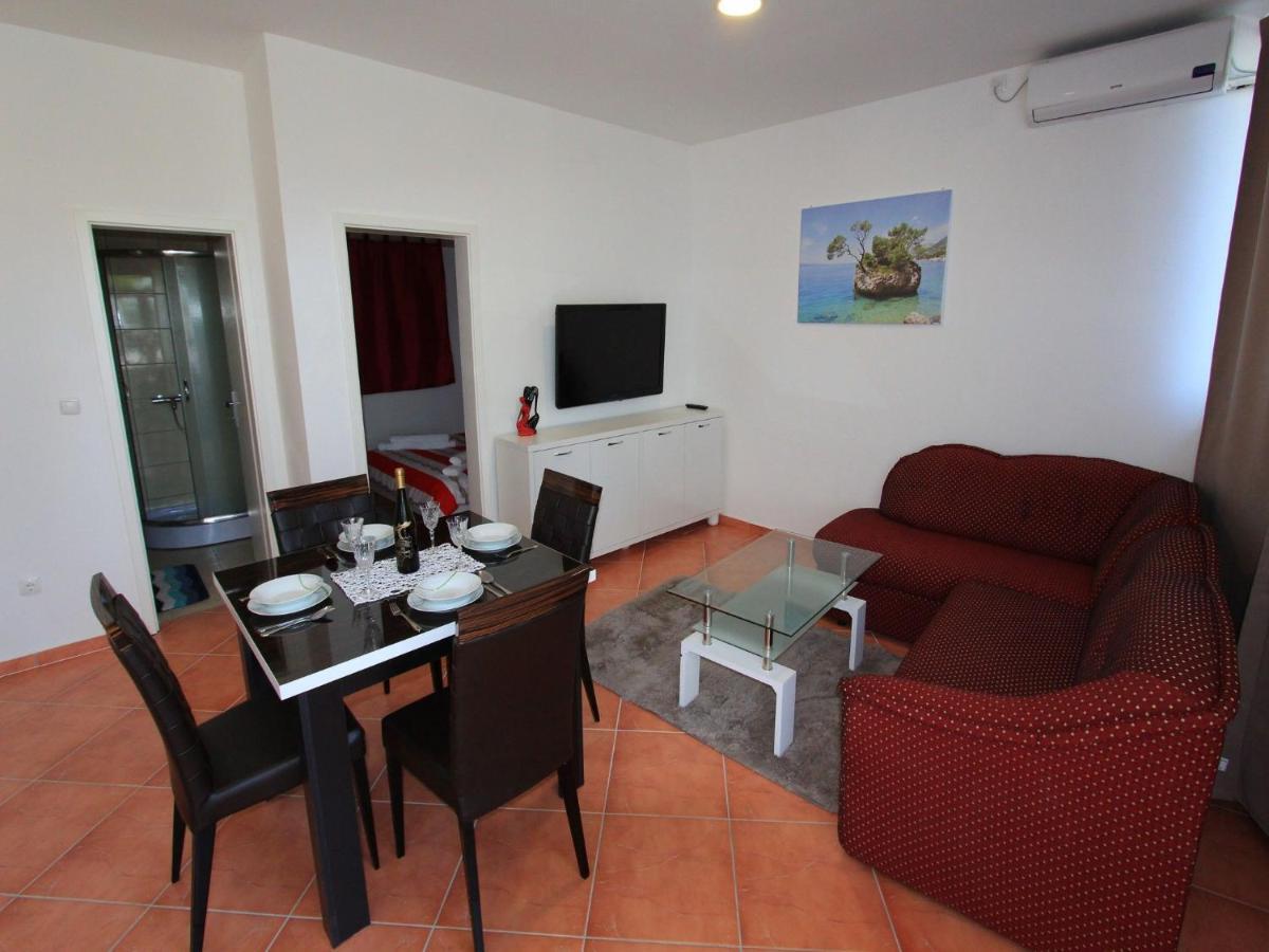 Apartments Nero Novi Vinodolski Ngoại thất bức ảnh