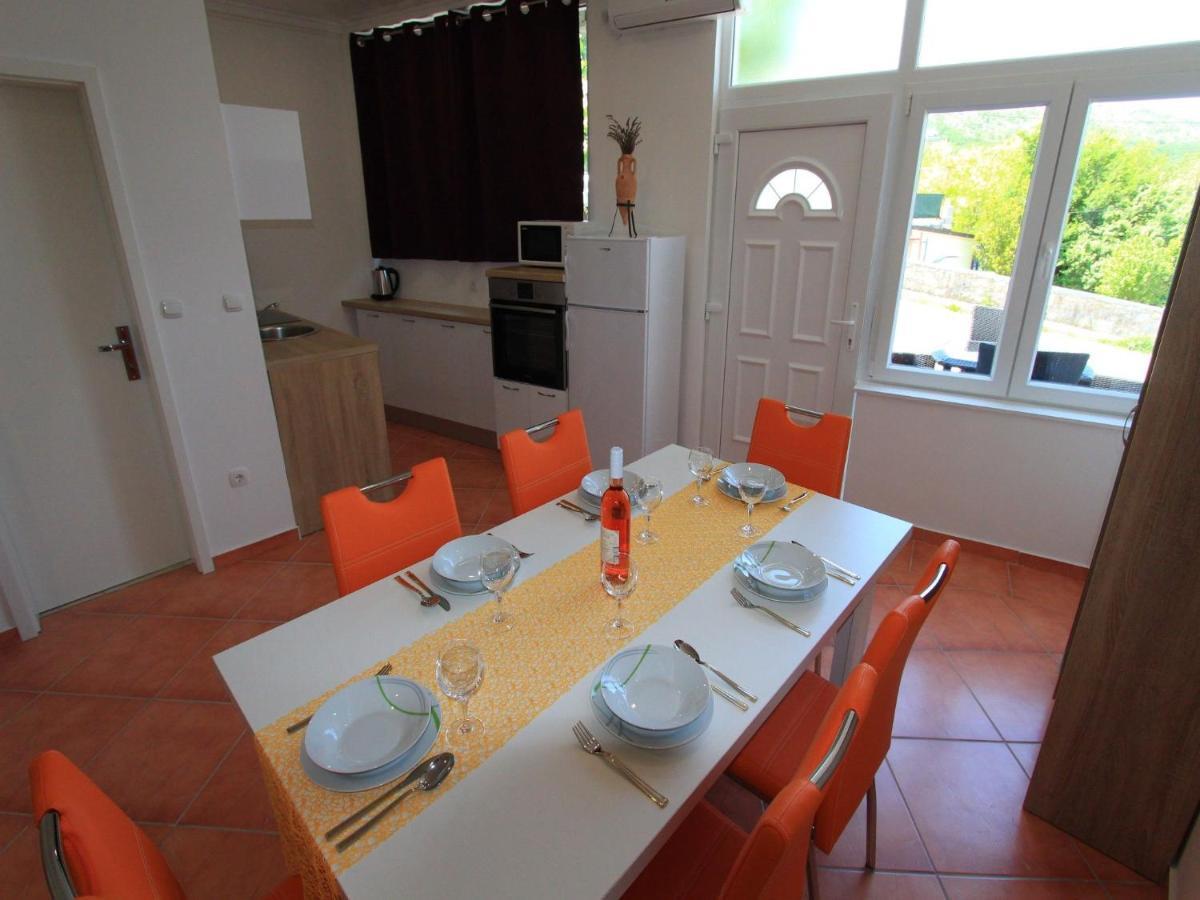 Apartments Nero Novi Vinodolski Ngoại thất bức ảnh