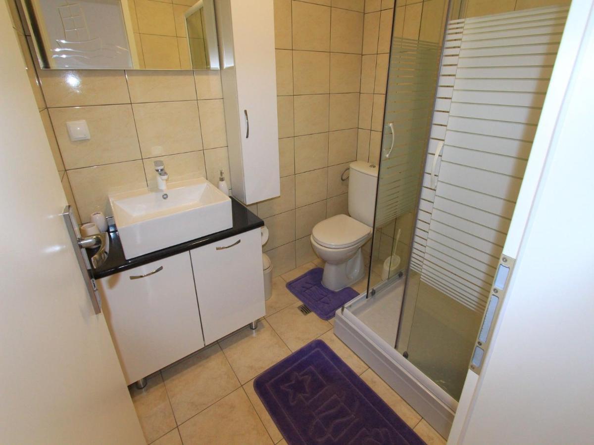 Apartments Nero Novi Vinodolski Ngoại thất bức ảnh